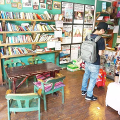 Chengdu Lazybones Lounge Hostel развлечения