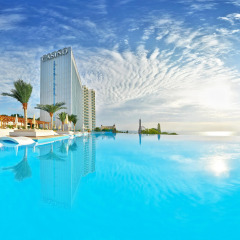 Отель INTERNATIONAL Hotel Casino & Tower Suites Болгария, Золотые пески - 2 отзыва об отеле, цены и фото номеров - забронировать отель INTERNATIONAL Hotel Casino & Tower Suites онлайн бассейн фото 3