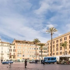 Отель Piazza Spagna Relais городской автобус