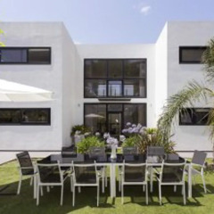 Отель Architecture Villa In Sitges Hills Оливелла помещение для мероприятий