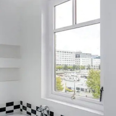 Отель B&B Antwerp Harbour View спа