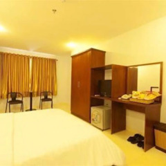V & M Hotel комната для гостей