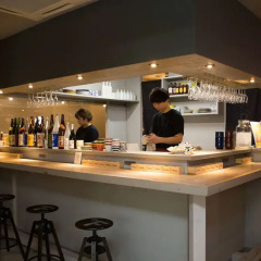 F.concept Hostel Фукуока гостиничный бар
