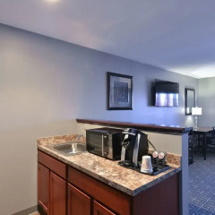 Отель HolmeSuites Columbus Airport/DLA США, Колумбус - отзывы, цены и фото номеров - забронировать отель HolmeSuites Columbus Airport/DLA онлайн в номере фото 2