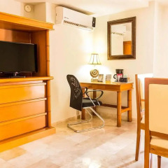Отель Quality Inn Mazatlan удобства в номере фото 2