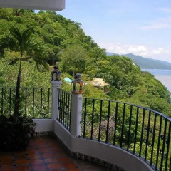 Mar Sereno Hotel And Suites Пуэрто-Вальярта пляж