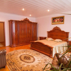 Гостиница Family House комната для гостей