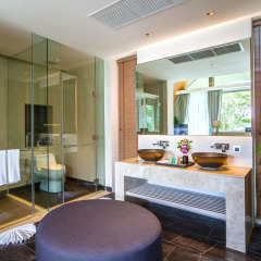 Отель Crest Resort & Pool Villas ванная фото 2