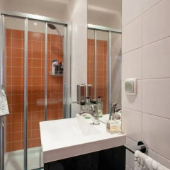 Отель Deluxe city center flat ванная
