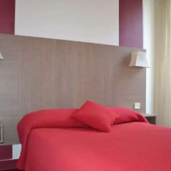 Hotel Royal Bergere Париж сейф в номере