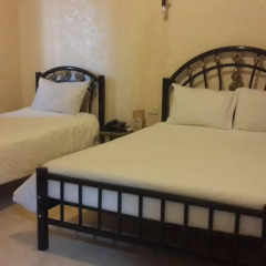 Caravan Hotel комната для гостей