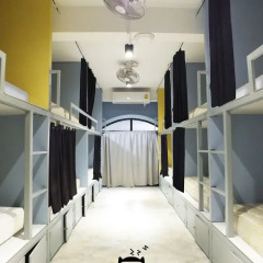 Seek Sleep Hostel Бангкок помещение для мероприятий