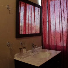 Hotel Ritz Sumbe ванная