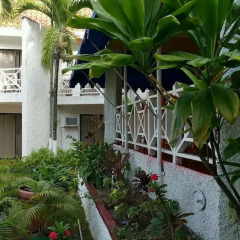 Отель Ocho Rios Beach Resort at ChrisAnn фото 3