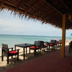 Отель Nik'S Garden Resort Ланта пляж