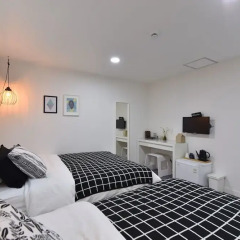 Отель Mono House Hongdae 5 Южная Корея, Сеул - отзывы, цены и фото номеров - забронировать отель Mono House Hongdae 5 онлайн комната для гостей фото 2