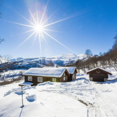 Отель Stranda Booking спортивное сооружение