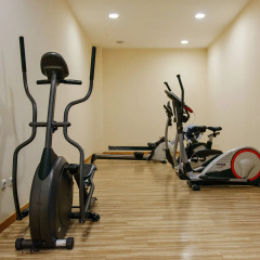 Отель Predela 2 Aparthotel фитнесс-зал