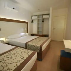 Almera Apart Hotel комната для гостей фото 2