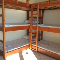 Отель Hairy Lemon Hostel Албания, Саранда - отзывы, цены и фото номеров - забронировать отель Hairy Lemon Hostel онлайн детские мероприятия