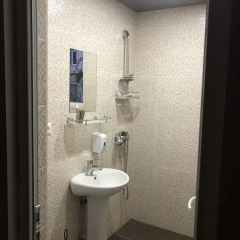 Zgarbi Hostel Тбилиси ванная