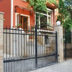 Отель Cosy House In The Heart Of Sofia парковка