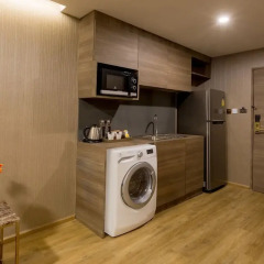 Отель Glow Sukhumvit 5 By Centropolis Бангкок в номере