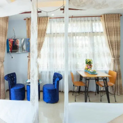 Отель Vip Garden Homestay Хойан в номере фото 2