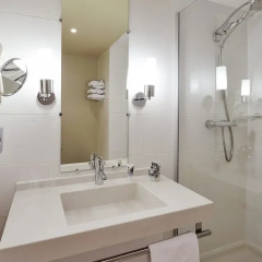 Отель Hôtel Mercure Lyon Centre Lumière ванная фото 2