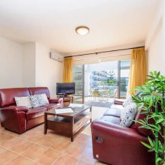 Апартаменты Mike & Lenos Tsoukkas Seaview Apartments комната для гостей фото 3