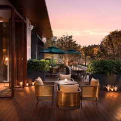 Отель Joyze Hotel Xiamen, Curio Collection by Hilton Китай, Сямынь - отзывы, цены и фото номеров - забронировать отель Joyze Hotel Xiamen, Curio Collection by Hilton онлайн балкон