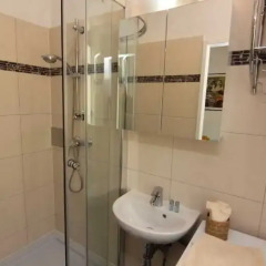 Апартаменты CheckVienna – Apartment Kroellgasse ванная