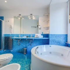 Отель Holiday House Belle Arti спа