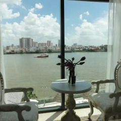 Отель The Waterfront Serviced Residence балкон
