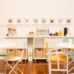 Nest House Lisbon Hostel Лиссабон балкон
