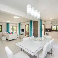 Отель Oceanview Villa 109 в номере
