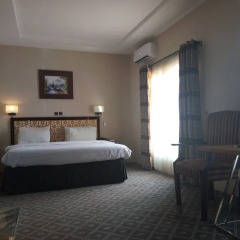 Отель Adig Suites Энугу комната для гостей фото 5