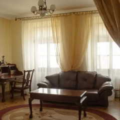 Гостиница Aparts Bilya Plocshi Rynok комната для гостей фото 3