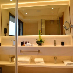 Отель Somewhere Boutique Hotel Vouliagmeni Греция, Афины - отзывы, цены и фото номеров - забронировать отель Somewhere Boutique Hotel Vouliagmeni онлайн ванная фото 2