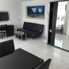 Отель Le Versace Residence комната для гостей фото 9