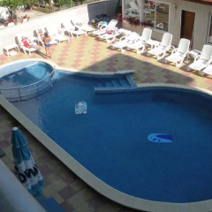 Peshev Family Hotel Nesebar бассейн фото 3