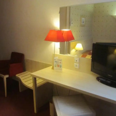Отель Hôtel Athena Part-Dieu Франция, Лион - отзывы, цены и фото номеров - забронировать отель Hôtel Athena Part-Dieu онлайн комната для гостей