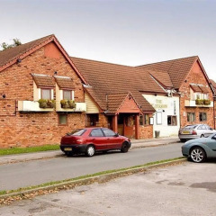 Отель Premier Inn St Helens - A580/East Lancs городской автобус