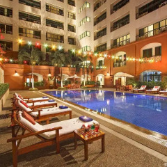 MiCasa Hotel Apartments Managed by AccorHotels бассейн фото 2