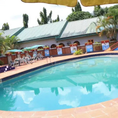 Отель Jacaranda Suites Нигерия, Калабар - отзывы, цены и фото номеров - забронировать отель Jacaranda Suites онлайн бассейн фото 2