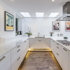 Отель Veeve Stylish 4 Bed Family Home On Lisburne Road Hampstead Лондон в номере фото 2