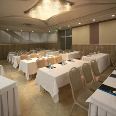 Forum Suite Hotel