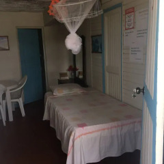 Отель Waikiki Guest House Треже-Бич спа