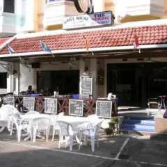 Отель Seabreeze Inn гостиничный бар