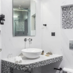 Отель 360 Degrees Pop Art Hotel Греция, Афины - отзывы, цены и фото номеров - забронировать отель 360 Degrees Pop Art Hotel онлайн ванная
